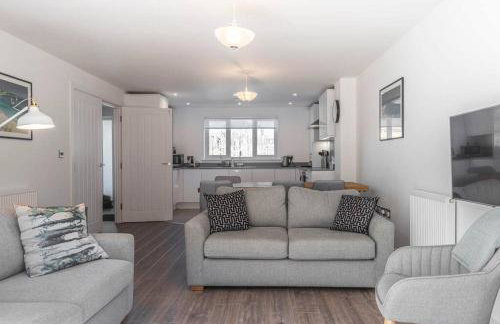 Beach Mews - Modern townhouse with patio and private parking - Photo 6