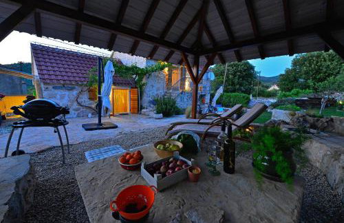 Home Sweet Home traditional Dalmatian house with pool - Photo 73