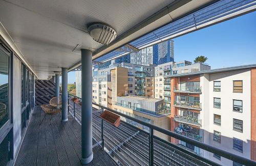 Luxury 2-Bed Penthouse In Deansgate I Free Parking - Foto 19