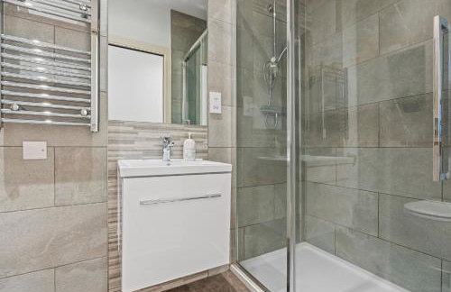 Spacious Central Leeds Flat - Sleeps 8 - City Centre - Foto 15