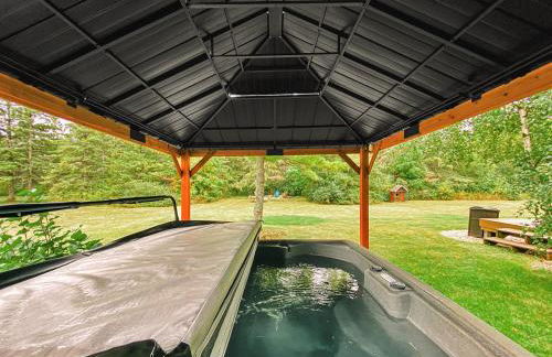 Charming Sister Bay Home Backyard Oasis & HotTub - Foto 55