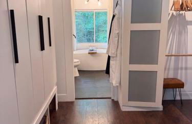 Modern Family 4BR Lake Retreat - Fire Pit - Dock - Foto 30