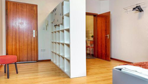 Zentrales 2-SZ-Apartment Nr 2 - Top-Lage am HBF - Foto 2