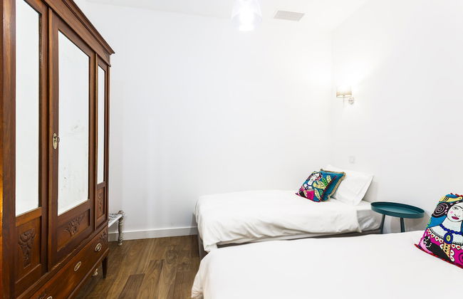 Chalet Estoril Luxury Apartments - Photo 16