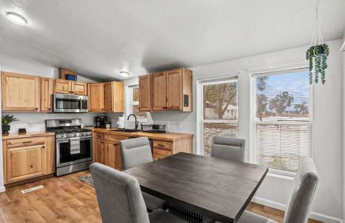 Upscale Retreat near vibrant downtown - Foto 24