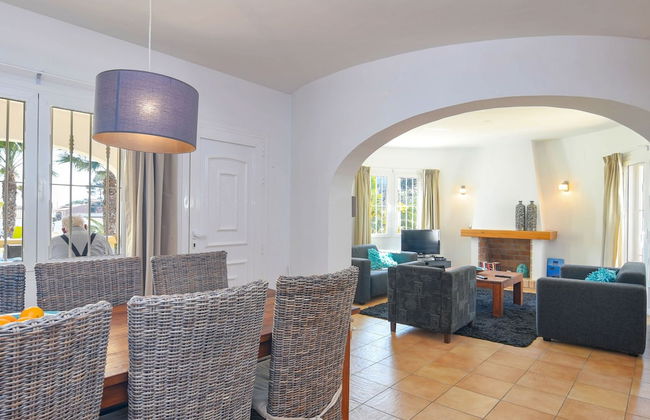 Luxurious Villa With Swimming Pool at Benissa Valencia - Photo 12