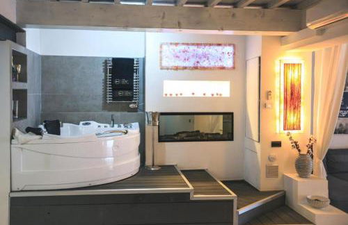 THE SECRET SUITE - Luxury on the lake Endine - Foto 28