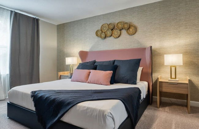 Luxury Modern Decor Best Location Private Pool - Photo 30