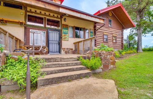 4 Mi to Historic District Calico Rock Cabin! - Foto 1
