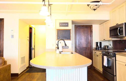 Above Mustang Condos - Foto 8