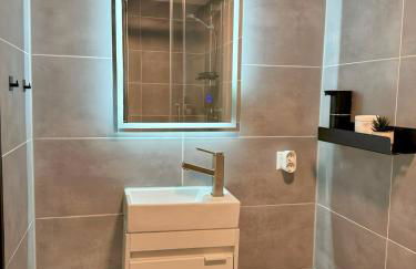 Modern Basement Apt near Phantasialand & Cologne - Foto 7