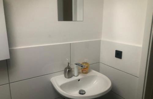 ENSAS Ferienwohnung Wuppertal Uellendahl-Katernberg 2Zi Apart - Foto 4