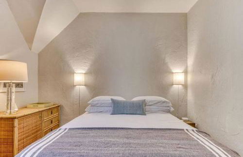 Landmark 23 - Photo 58