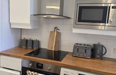 Coastal Comfort in Leigh Ideal for Work & Leisure - Foto 28