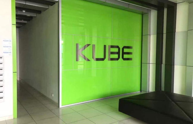 City Skyline Escape Office Parking Pool - Foto 17