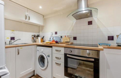 2 Bed in Weybourne oc-1789 - Photo 7