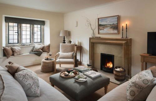 The Little Barn - Photo 1