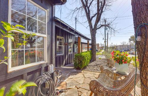 Creekside Cottage with Deck and Hot Tub in Belton - Foto 32