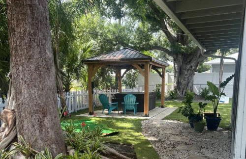 Annie's Escape - 5 mins to Downtown - HotTub - Foto 22