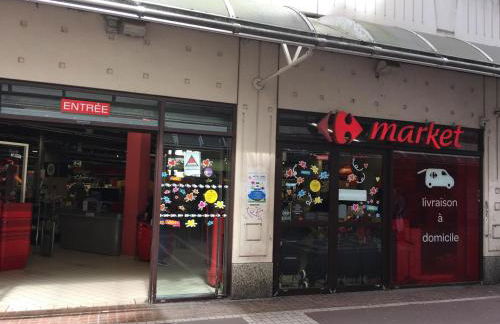 PARIS-MONTROUGE Magnifique appartement 3 pièces de 75m2 avec PARKING - très cosy pour 1 - 8 personnes refait à NEUF -ENTIRE APARTMENT LUXURIOUS AND WARM -Montrouge Paris 14ème - Proche Aéroport Orly Parc Expositions Porte de Versailles FREE WIFI GRATUIT - Foto 30