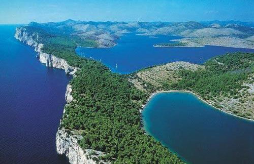 Apartments Grbac Veli Rat-Seaside - Photo 24