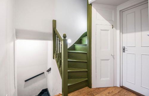 3BR flat, Free parking,Sleeps 6, 4 stops to Central London - Photo 11