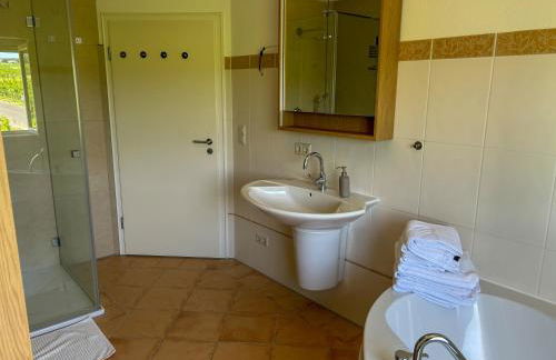 Villa am Weinberg mit Garten großzügig und exklusiv - Foto 20