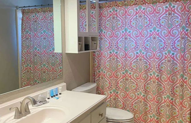 Kerrville Hidden Gem With Firepit and Grill - Great Location - Foto 17