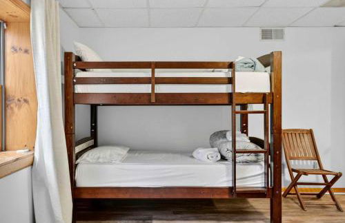 Huge Cabin w Hot Tub, Deck, Grill, Fire Pit, WiFi - Foto 52