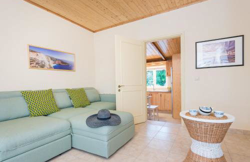 Amygdalia Villa with Private Pool, by ZanteWize - Foto 10