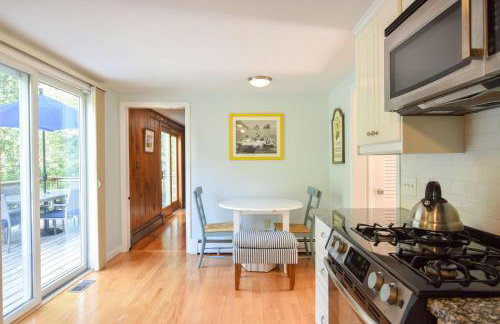 Dogs welcome huge yard right next to Rail Trail - Foto 7