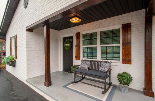 Blue Valley Inn - Hot Tub & Spacious Play Area! - Foto 41