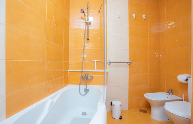 Terrace Bairro Novo by Rent4all - Photo 11