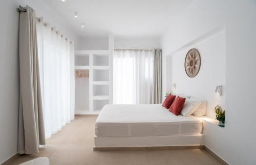 Deluxe Maisonette With Private Jacuzzi - Photo 58