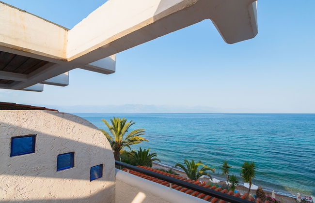 Grekis hotel & Apartments - Photo 35