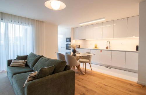 Gaia Elegant Apartment with Patio by LovelyStay - Foto 20