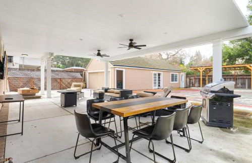 Santa Clara 5Br Home I Spacious backyard I Westfield - Photo 8