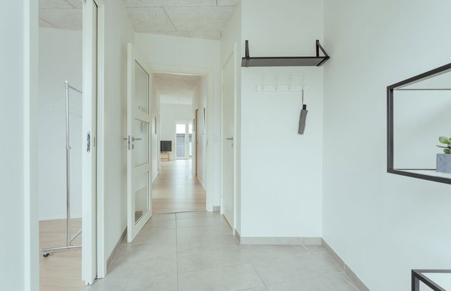 Delightful 2 Bedroom Apt | Balcony | Parking - Foto 16