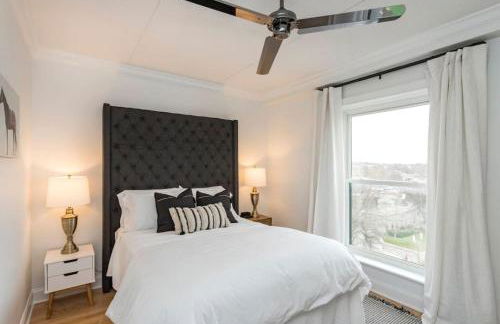 Music City Holiday, on Music Row, has POOL & Free Parking - Foto 3