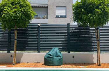 Cozy seaside apartment with private pool & terrace - Foto 24