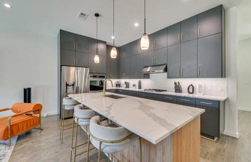 Modern and Spacious Home 3 Mi to Downtown Dallas! - Foto 6