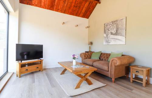 Swallow Cottage - Photo 2