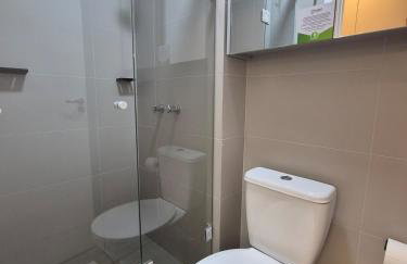 ECS413 Studio com ar condicionado no Centro Cívico - Foto 25