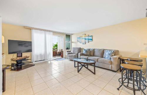 Amazing Beachfront Condo by Pool - Foto 6