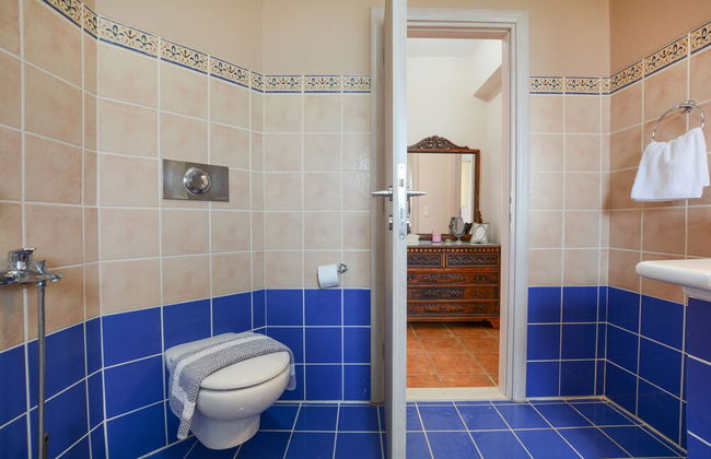 Nautilus Villa with private pool - Photo 10