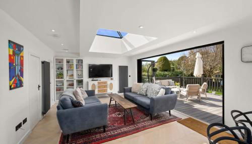 Gilmore House - 5 Bedroom Victorian Home with Hot Tub - Foto 4