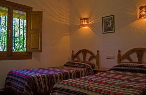 Holiday Home Gemütliches Haus in Anlage mit Schwimmbad in Válor by Interhome - Foto 16