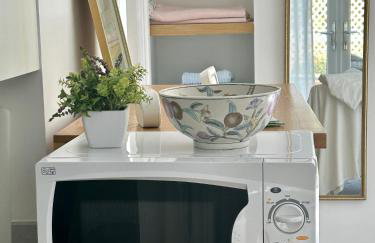 Cotswold studio with kitchen & patio - Photo 8