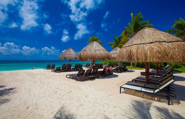 The Elements Oceanfront & Beachside Condo Hotel - Foto 74