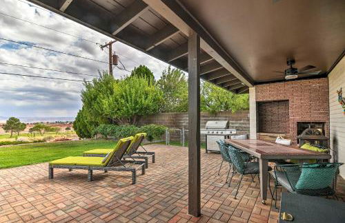 Lake Powell Views Mid-Century Home in Page - Foto 1